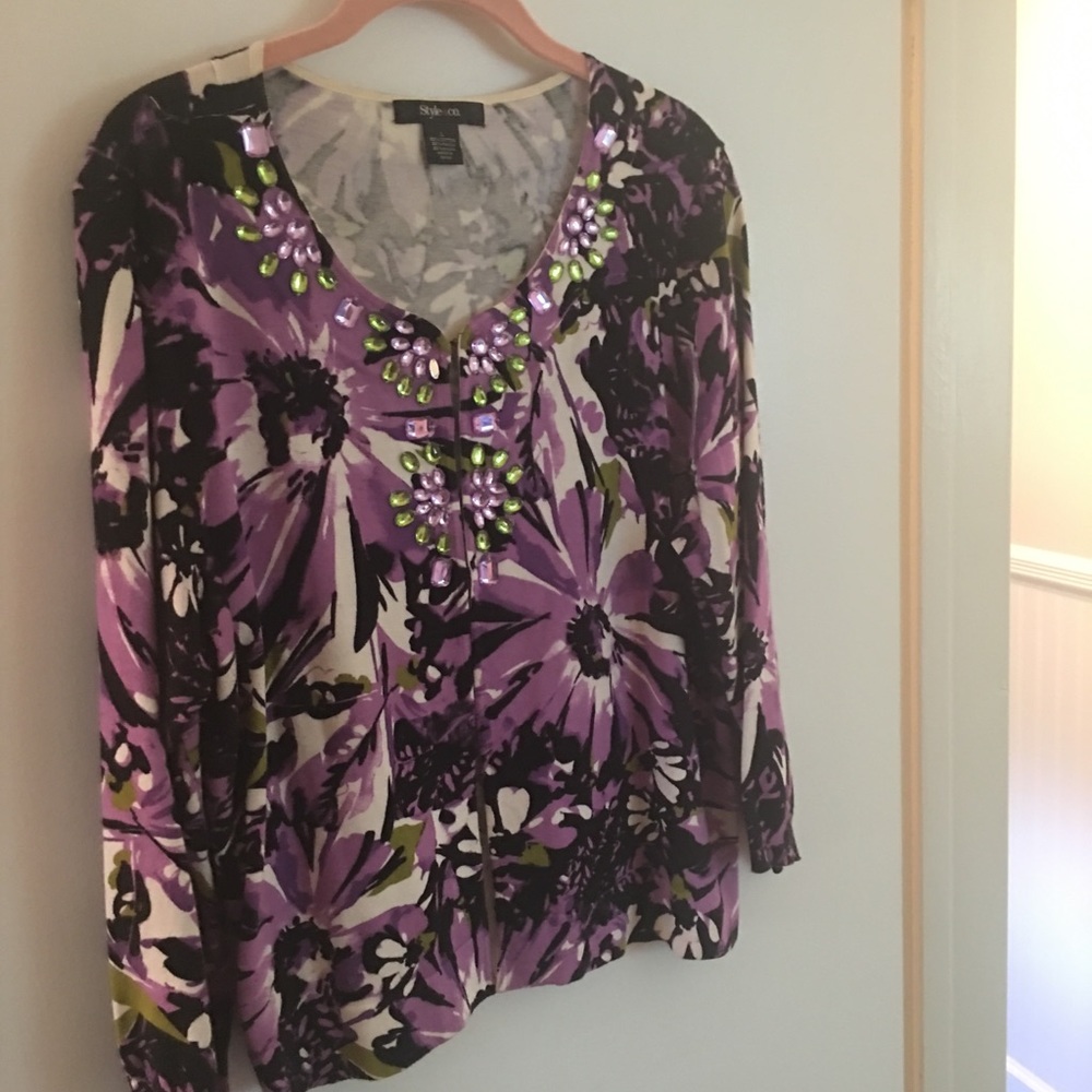 Macy’s Style&Co Sweater L